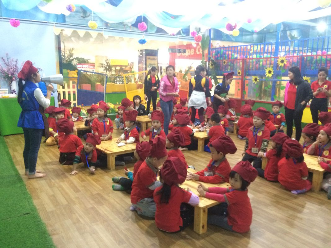 Tham quan Erahouse cở sở 3 và Siêu thị BigC (13).jpg